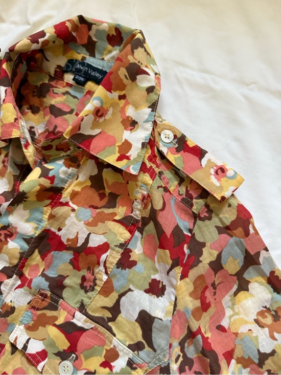 Alvin Valley Tops - Alvin Valley Women’s Multicolor Floral Print Button-Down Shirt